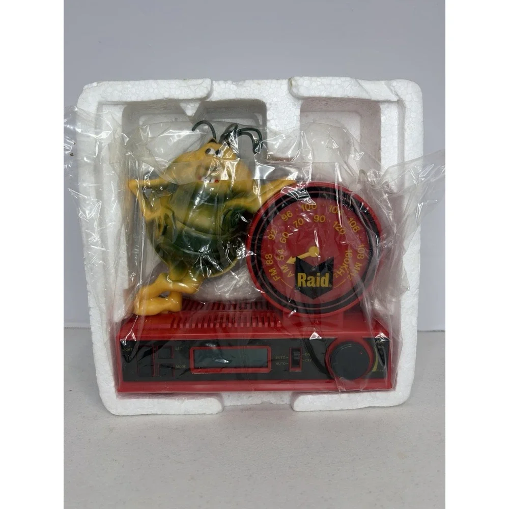 Vintage Raid Bug AM/FM Alarm Clock Radio SC Johnson Promotional Advertising Rare